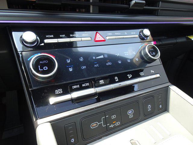 new 2025 Hyundai Santa Fe car, priced at $48,652