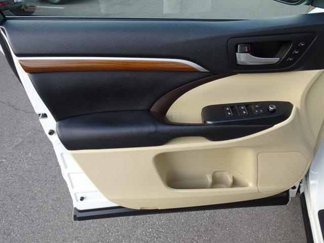 used 2017 Toyota Highlander car, priced at $18,282