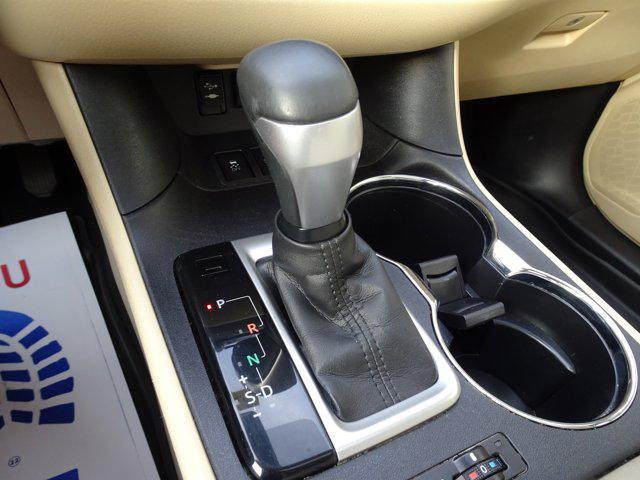 used 2017 Toyota Highlander car, priced at $18,282