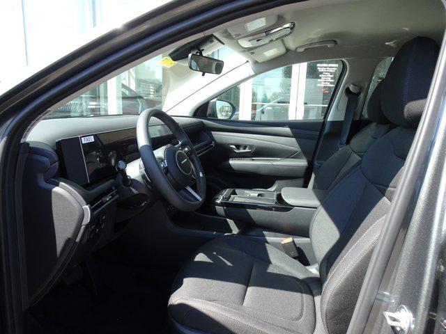 new 2025 Hyundai TUCSON Hybrid car, priced at $35,855