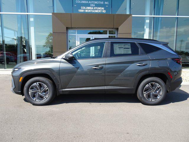 new 2025 Hyundai TUCSON Hybrid car, priced at $35,855