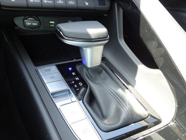 new 2025 Hyundai Elantra car, priced at $26,891