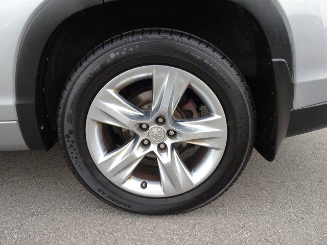 used 2015 Toyota Highlander car, priced at $16,800