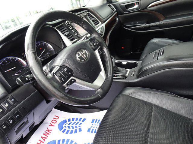 used 2015 Toyota Highlander car, priced at $16,800