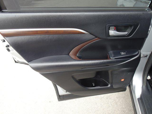 used 2015 Toyota Highlander car, priced at $16,800