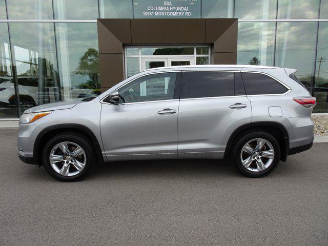 used 2015 Toyota Highlander car, priced at $16,800