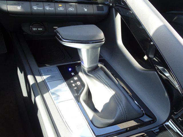 new 2025 Hyundai Elantra car, priced at $27,860