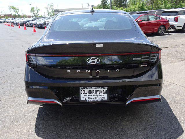 new 2025 Hyundai Sonata Hybrid car, priced at $39,400