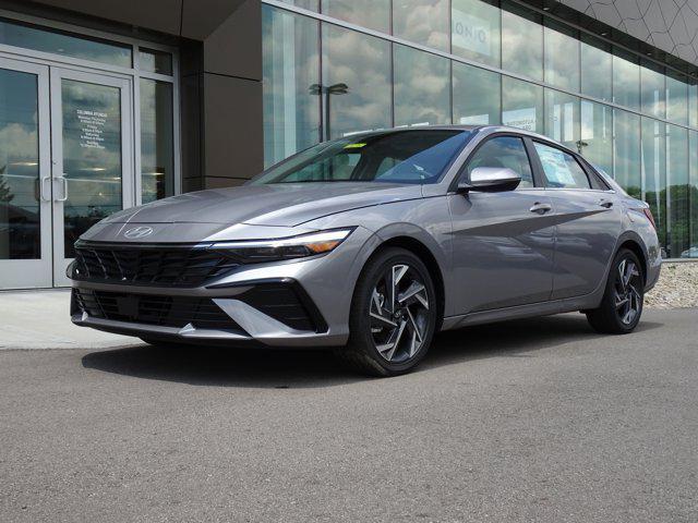 new 2025 Hyundai Elantra car, priced at $31,046