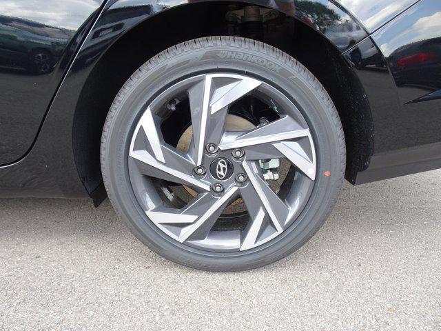new 2025 Hyundai Elantra car, priced at $28,712