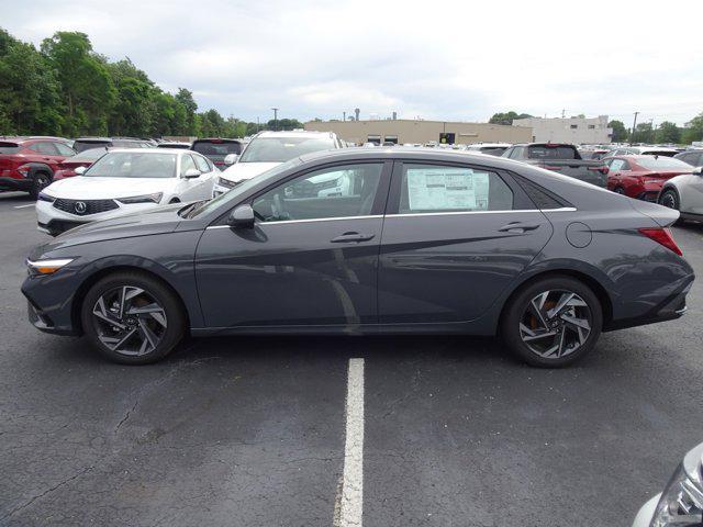 new 2024 Hyundai Elantra car, priced at $27,065