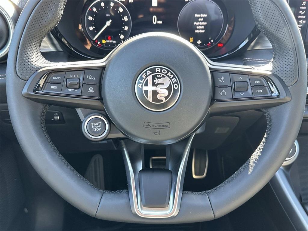 new 2025 Alfa Romeo Tonale car, priced at $43,380