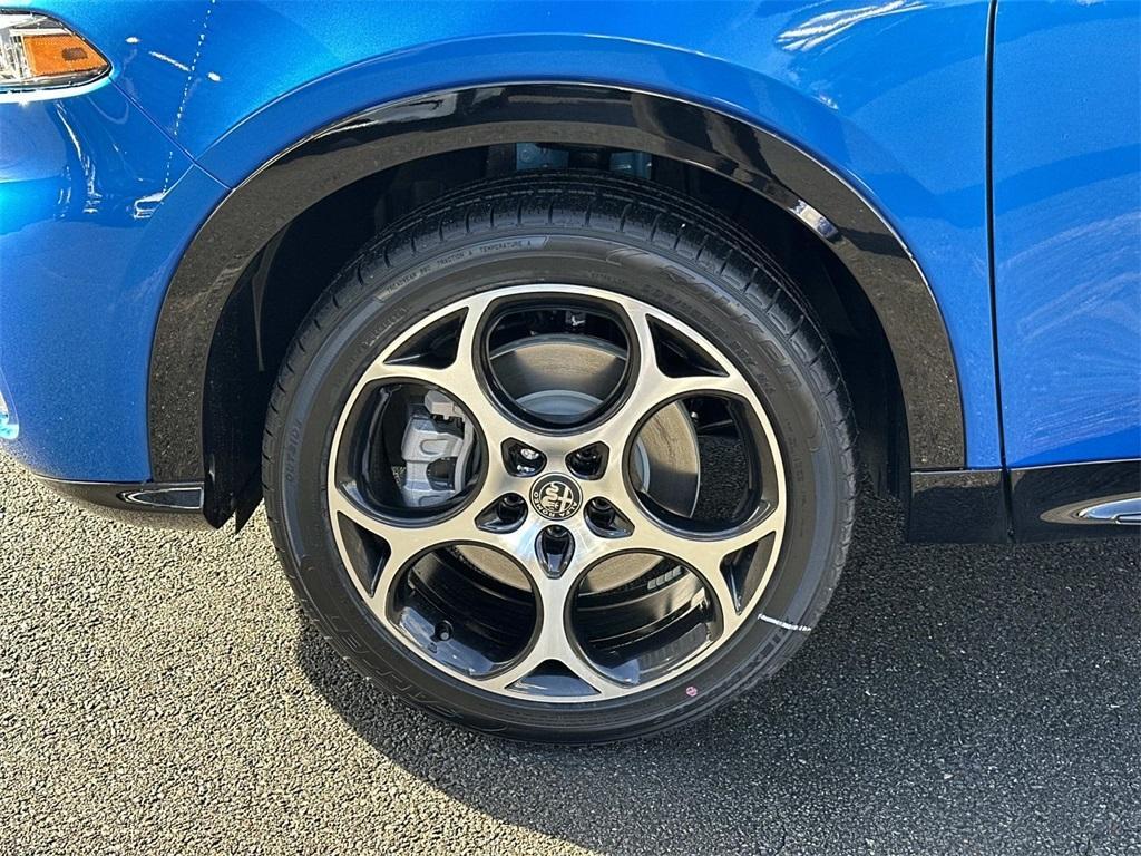 new 2025 Alfa Romeo Tonale car, priced at $43,380