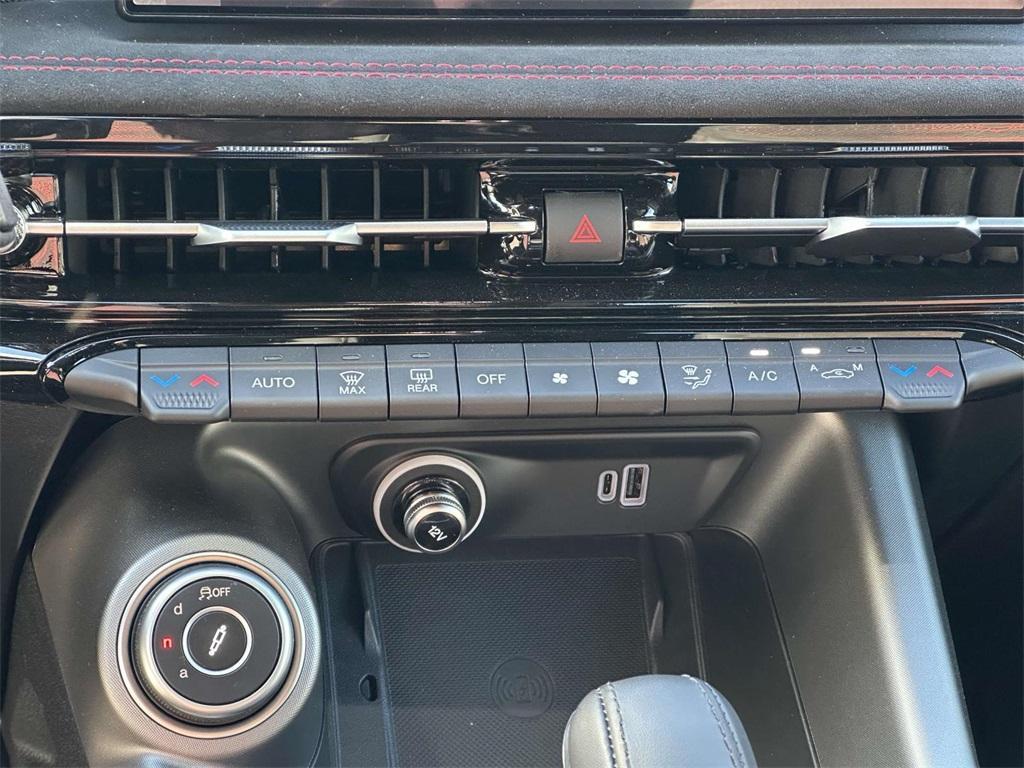 new 2024 Alfa Romeo Tonale car, priced at $48,645