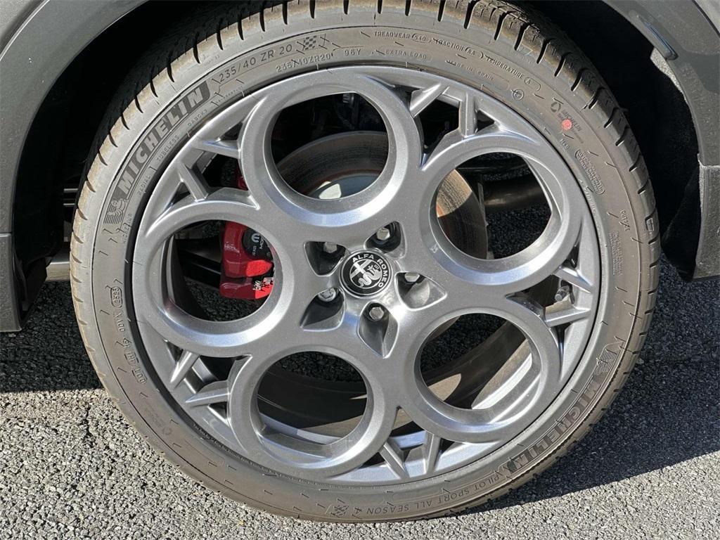new 2024 Alfa Romeo Tonale car, priced at $48,645