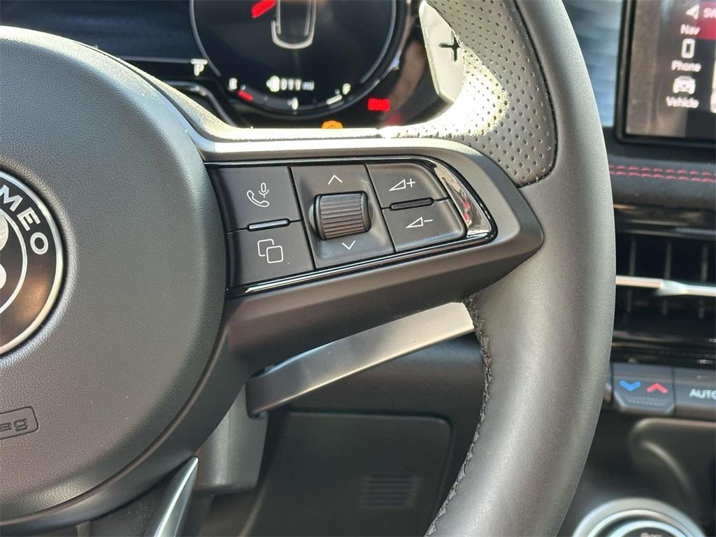 new 2024 Alfa Romeo Tonale car, priced at $48,645