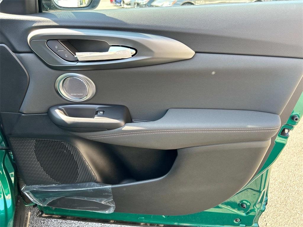 new 2025 Alfa Romeo Tonale car, priced at $56,730