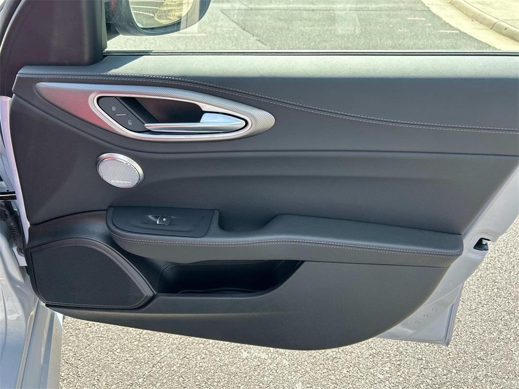 new 2025 Alfa Romeo Giulia car, priced at $55,115