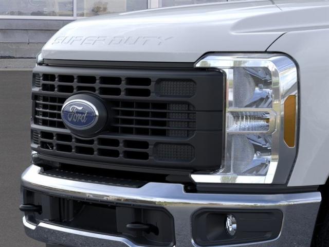 new 2025 Ford F-350 car, priced at $57,667