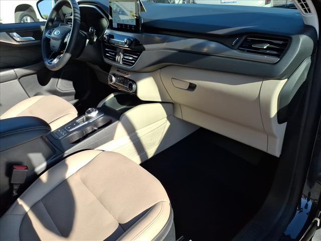 used 2022 Ford Escape car, priced at $23,995
