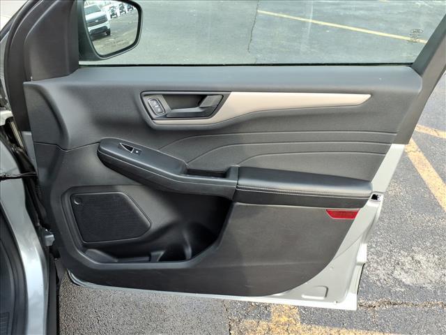 used 2022 Ford Escape car, priced at $19,995