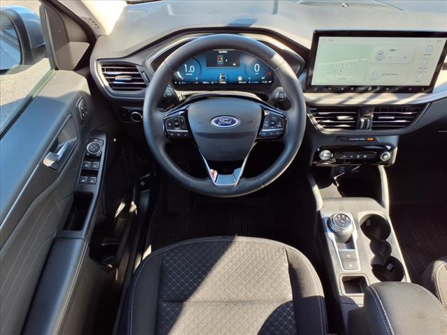 used 2023 Ford Escape car, priced at $25,899