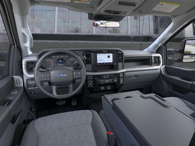 new 2025 Ford F-250 car, priced at $53,830