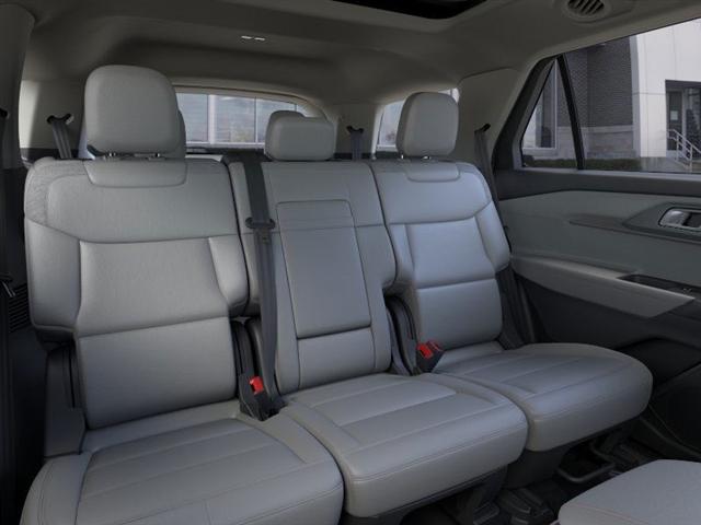 new 2025 Ford Explorer car, priced at $47,802