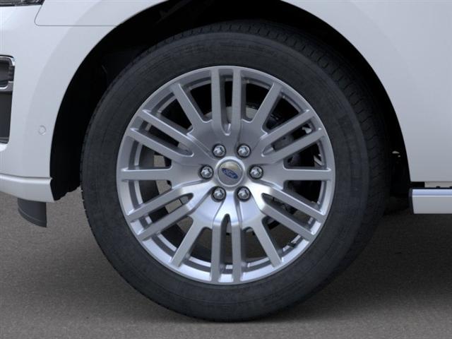 new 2024 Ford Expedition car, priced at $76,008