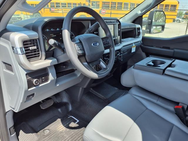 new 2023 Ford F-450 car, priced at $54,704