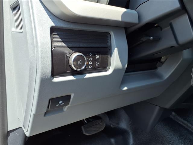 new 2023 Ford F-450 car, priced at $54,704