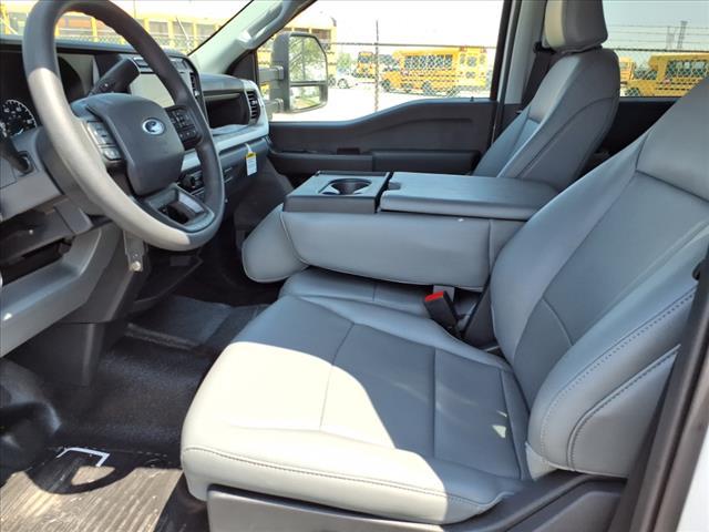 new 2023 Ford F-450 car, priced at $54,704