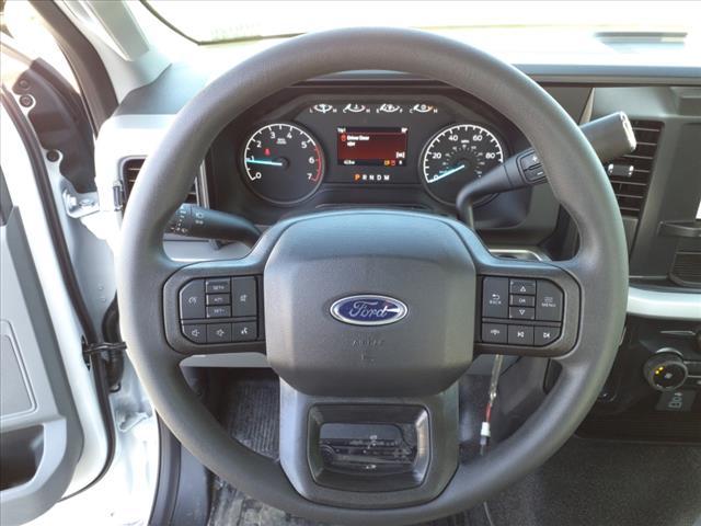 new 2025 Ford F-250 car, priced at $61,840