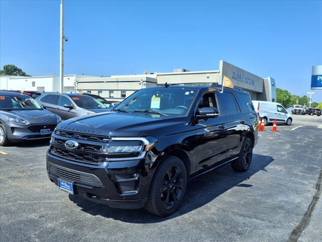 used 2024 Ford Expedition car, priced at $64,912