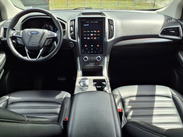 used 2024 Ford Edge car, priced at $27,418
