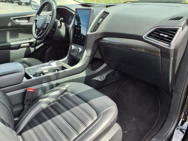 used 2024 Ford Edge car, priced at $27,418