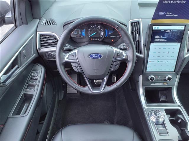 used 2022 Ford Edge car, priced at $27,258
