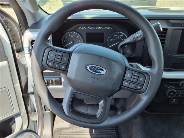 new 2023 Ford F-250 car, priced at $43,099