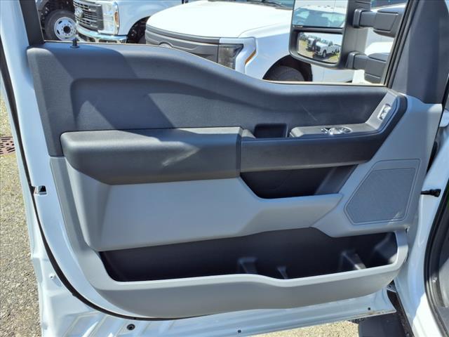 new 2024 Ford F-450 car, priced at $56,129