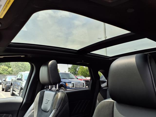 used 2022 Ford Edge car, priced at $34,495