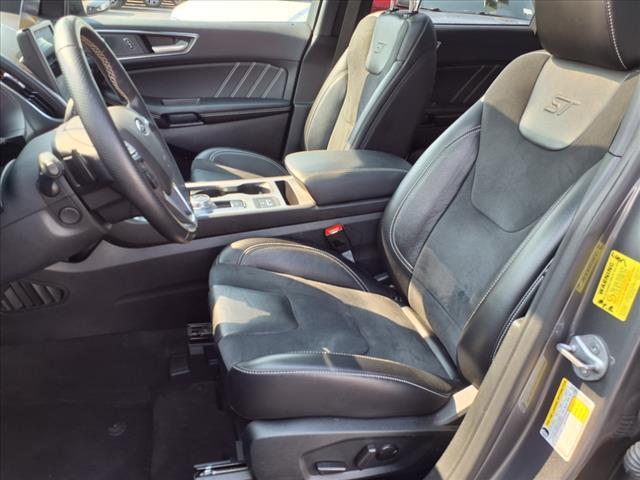 used 2022 Ford Edge car, priced at $32,995