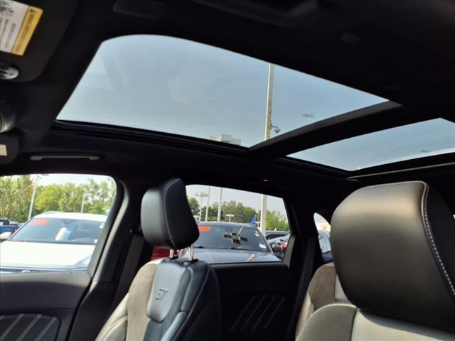 used 2022 Ford Edge car, priced at $32,995