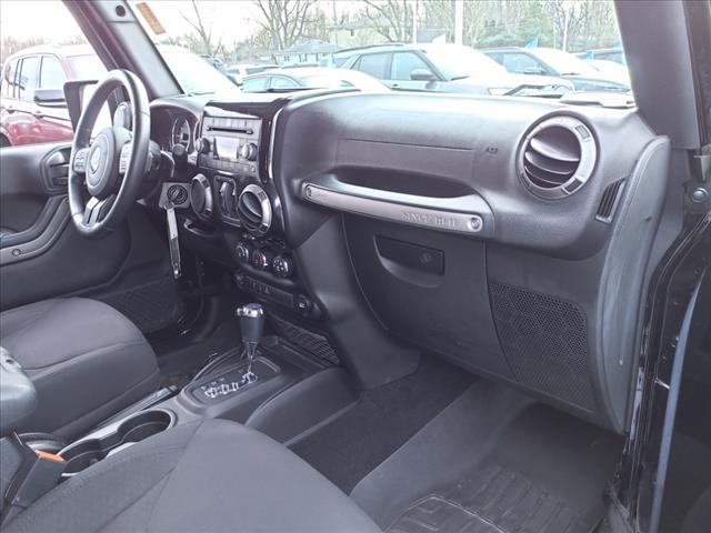 used 2015 Jeep Wrangler Unlimited car, priced at $19,525