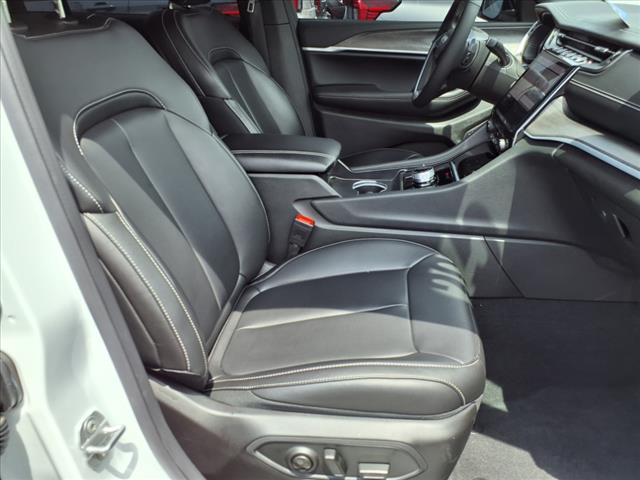 used 2025 Jeep Grand Cherokee L car, priced at $42,995