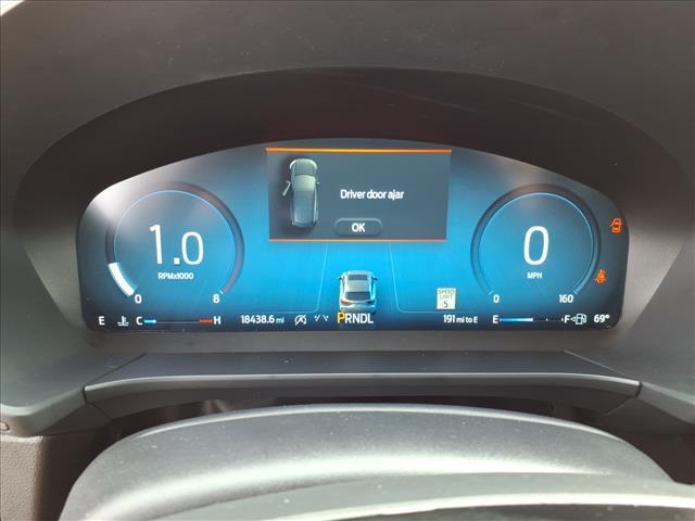 used 2023 Ford Escape car, priced at $26,995
