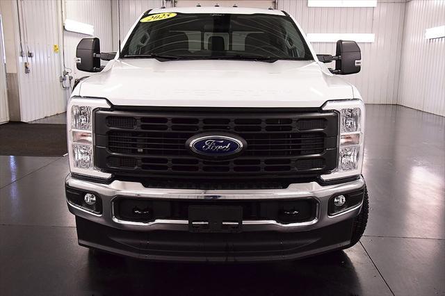 new 2025 Ford F-350 car, priced at $70,425