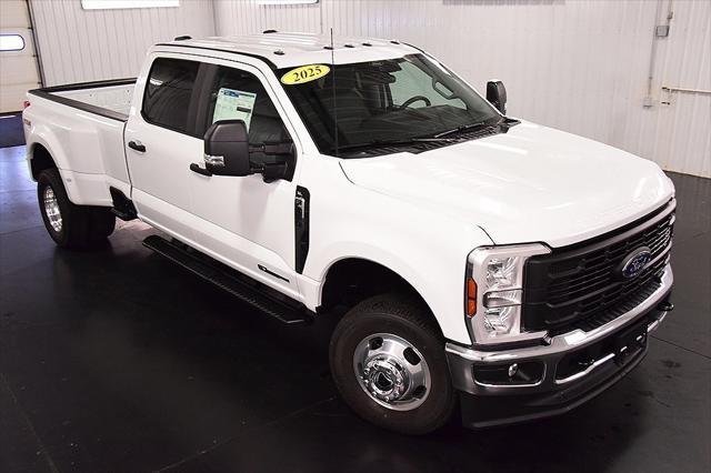 new 2025 Ford F-350 car, priced at $70,425