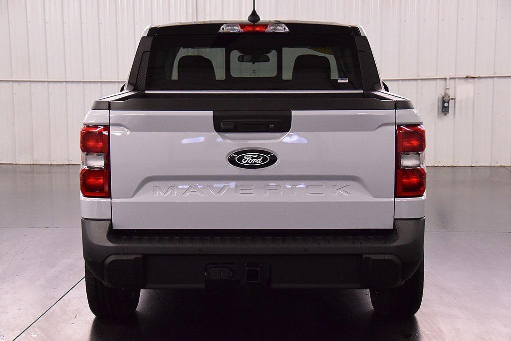 new 2025 Ford Maverick car, priced at $40,622