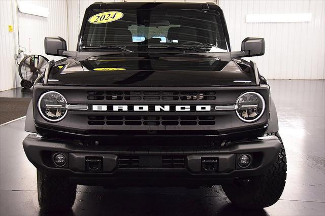 new 2024 Ford Bronco car, priced at $45,592