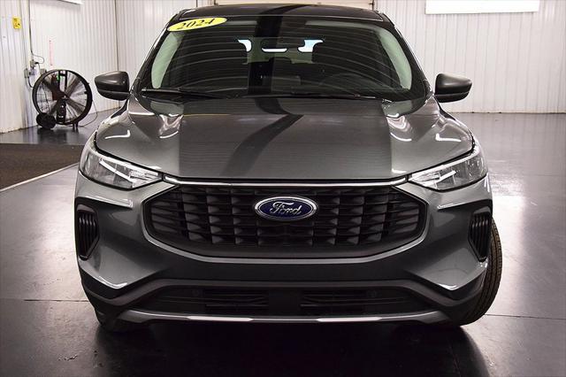 new 2024 Ford Escape car, priced at $31,602